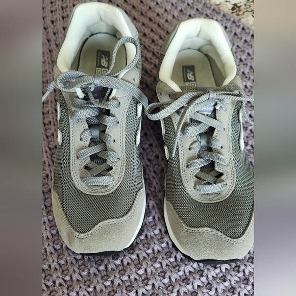 New Balance 515 Womens Sneakers - Picture 7 of 10